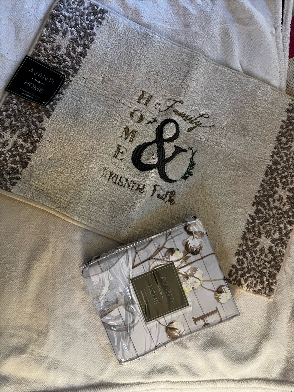 Avanti Home Cream Floral Shower Curtain  and bath mat with Taupe Accents